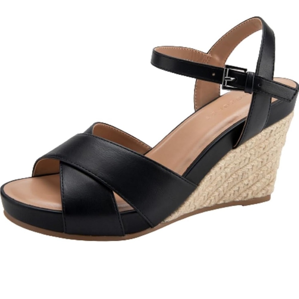 AEROSOLES PASTEL WEDGE IN BLACK NWT